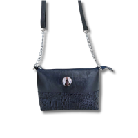 Bolsa Charme Detalhe Metal em Couro Legítimo
